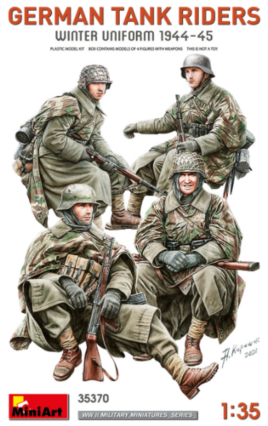 1/35 German Tank Riders. Winter Uniform 1944-45. Miniart Figures